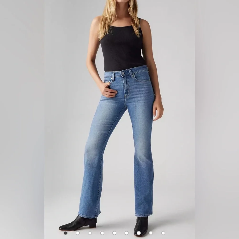 Levi’s 726 Flare Women's Jeans - Picture 1 of 5